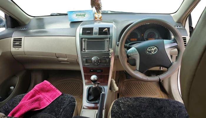 2011 Toyota Corolla Altis G PETROL, Petrol, Manual, 98,112 km, interior