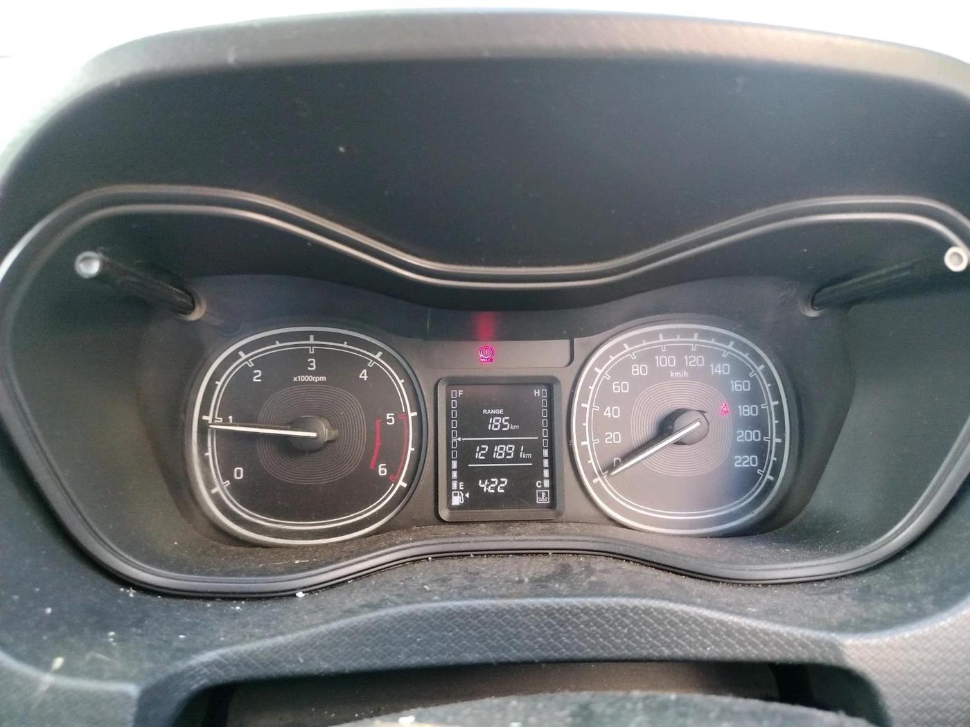 2017 Maruti Vitara Brezza VDI (O), Diesel, Manual, 1,21,891 km, interior
