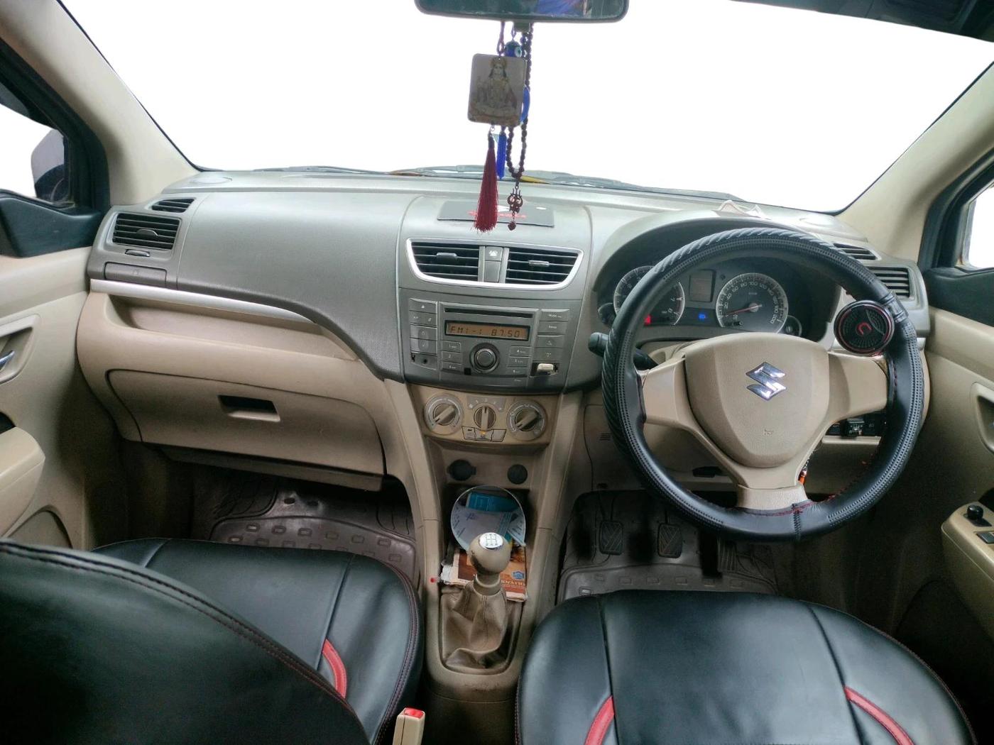 2013 Maruti Ertiga VXI, CNG, Manual, 1,53,365 km, interior