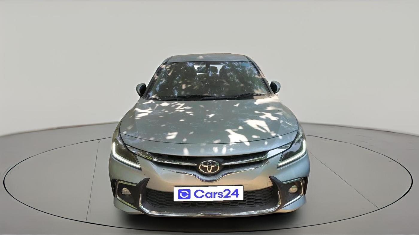 2024 Toyota Glanza V, Petrol, Manual, 2,977 km, exterior