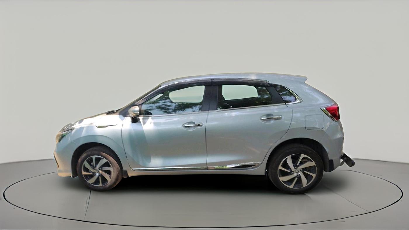 2024 Toyota Glanza V, Petrol, Manual, 2,977 km, exterior