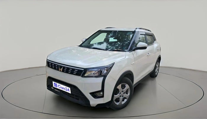 2023 Mahindra XUV300 W6 1.5 Diesel, Diesel, Manual, 83,376 km, exterior