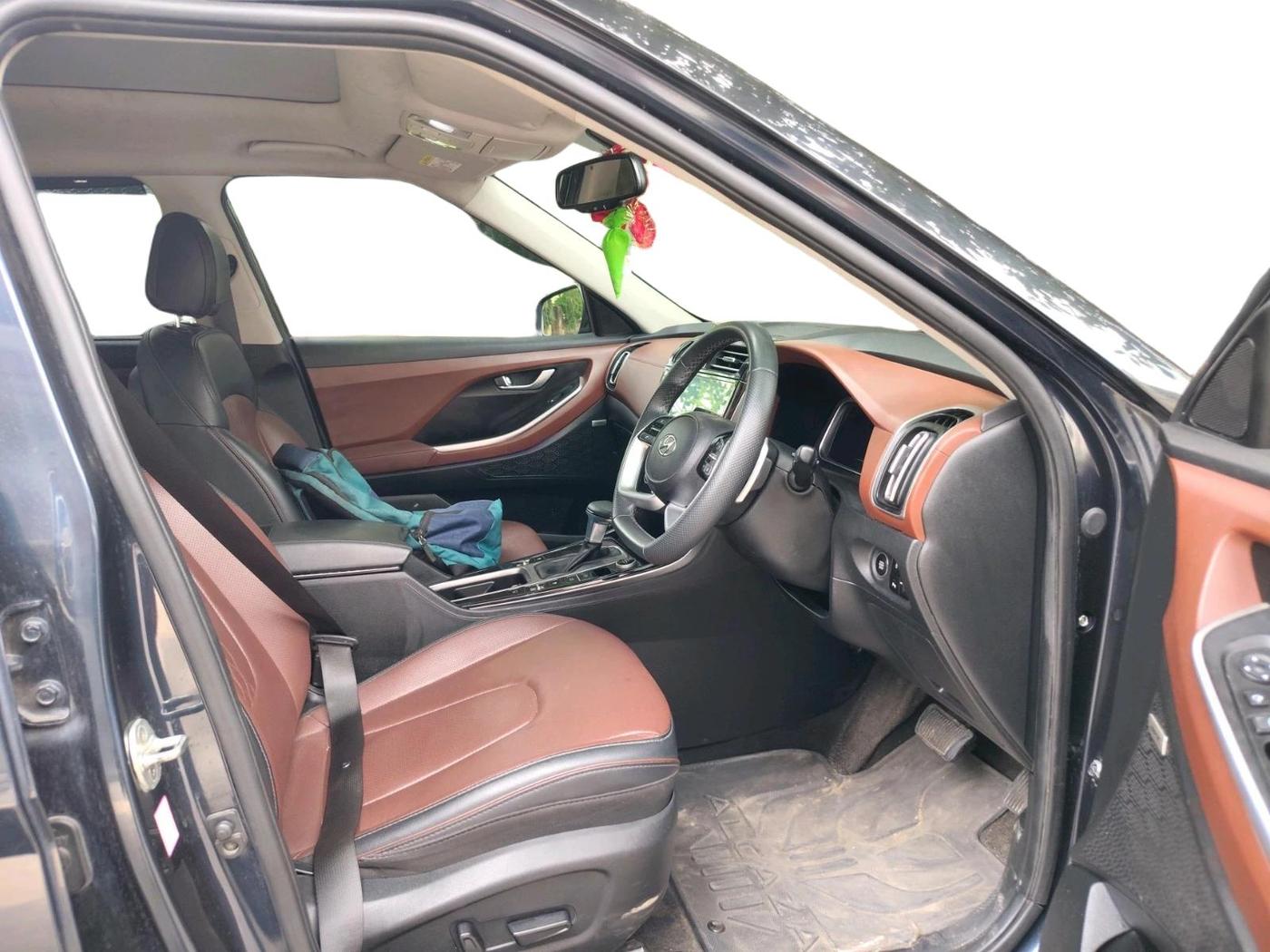 2022 Hyundai ALCAZAR 1.5 SIGNATURE (O) AT 6STR, Diesel, Automatic, 30,498 km, interior