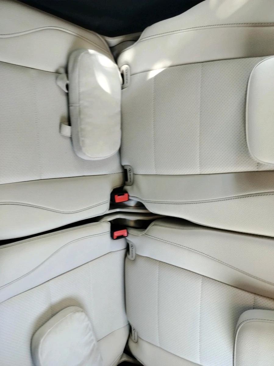 2023 Mercedes Benz GLS 400D 4MATIC , Diesel, Automatic, 25,733 km, interior