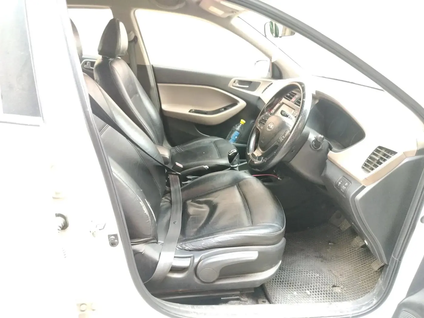 2018 Hyundai Elite i20 ASTA 1.4 CRDI (O), Diesel, Manual, 1,06,316 km, interior
