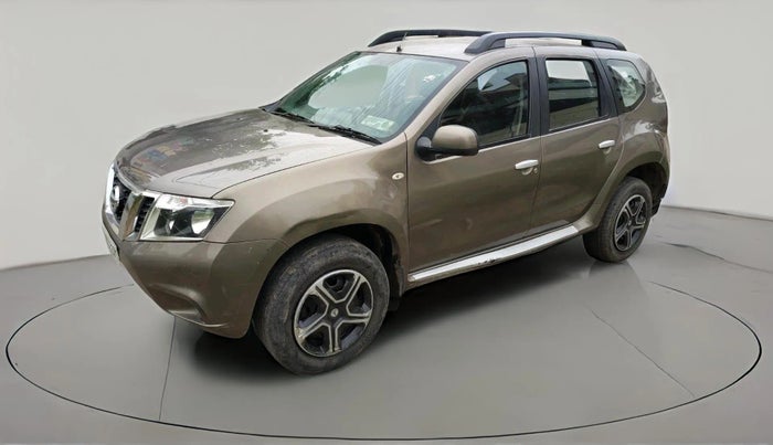 2014 Nissan Terrano XL (D), Diesel, Manual, 1,21,030 km, exterior