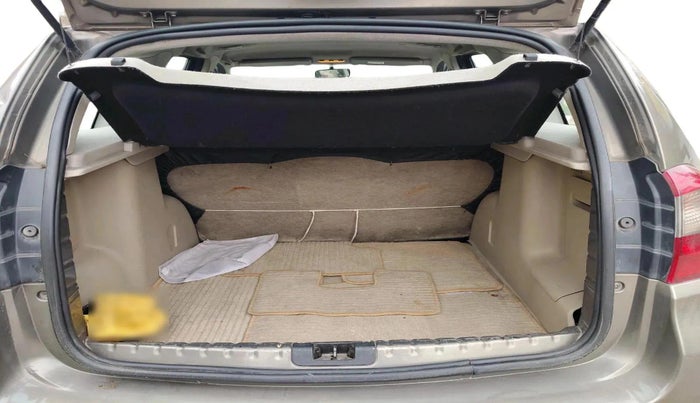 2014 Nissan Terrano XL (D), Diesel, Manual, 1,21,030 km, exterior