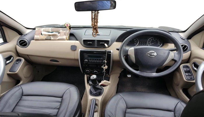 2014 Nissan Terrano XL (D), Diesel, Manual, 1,21,030 km, interior