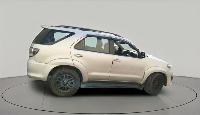 2015 Toyota Fortuner 3.0 4X2 AT, Diesel, Automatic, 1,24,828 km, exterior