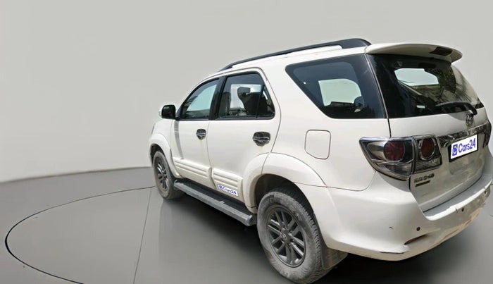 2015 Toyota Fortuner 3.0 4X2 AT, Diesel, Automatic, 96,380 km, exterior