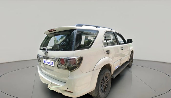 2015 Toyota Fortuner 3.0 4X2 AT, Diesel, Automatic, 96,380 km, exterior