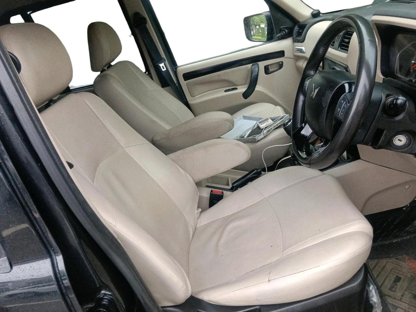 2023 Mahindra SCORPIO CLASSIC S 7STR, Diesel, Manual, 51,135 km, interior