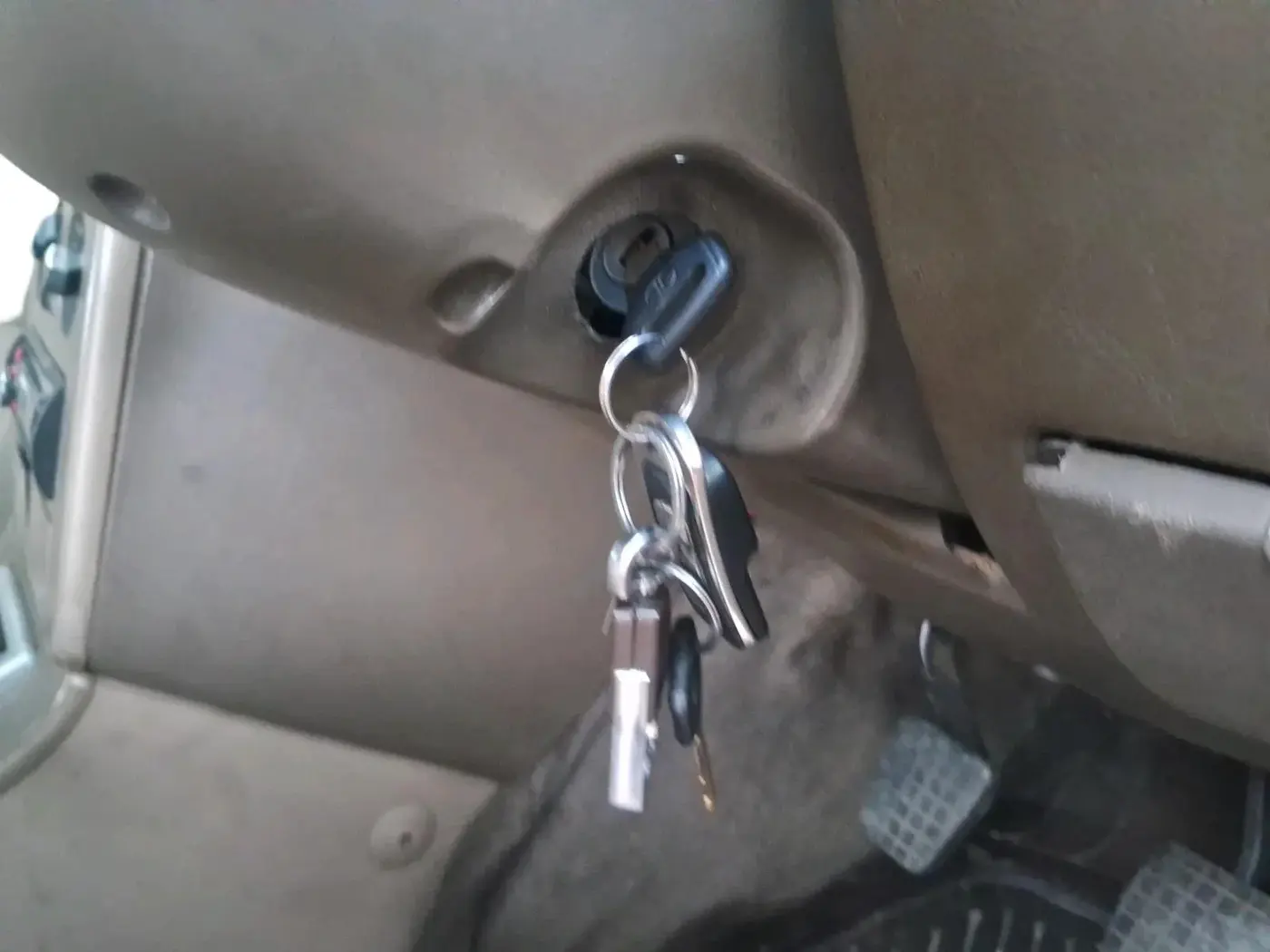 2012 Tata Safari 4X2 LX DICOR, Diesel, Manual, 1,05,943 km, interior