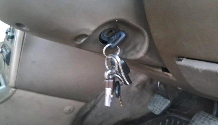 2012 Tata Safari 4X2 LX DICOR, Diesel, Manual, 1,05,943 km, interior