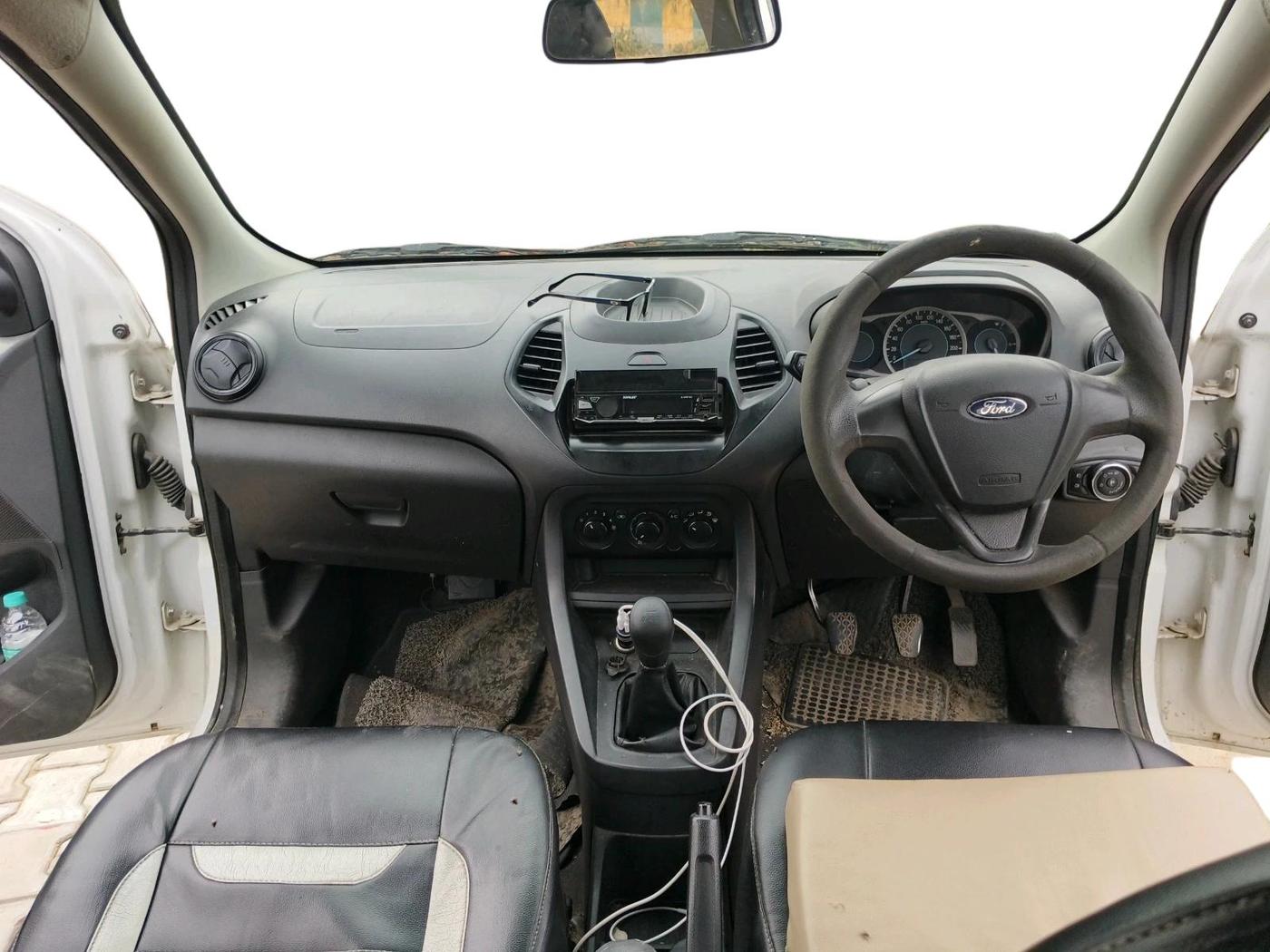 2016 Ford Figo Aspire AMBIENTE 1.5 DIESEL, Diesel, Manual, 1,12,099 km, interior
