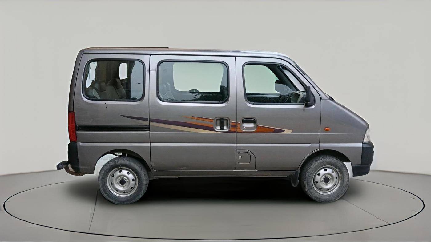 2018 Maruti Eeco 7 STR, Petrol, Manual, 37,134 km, exterior