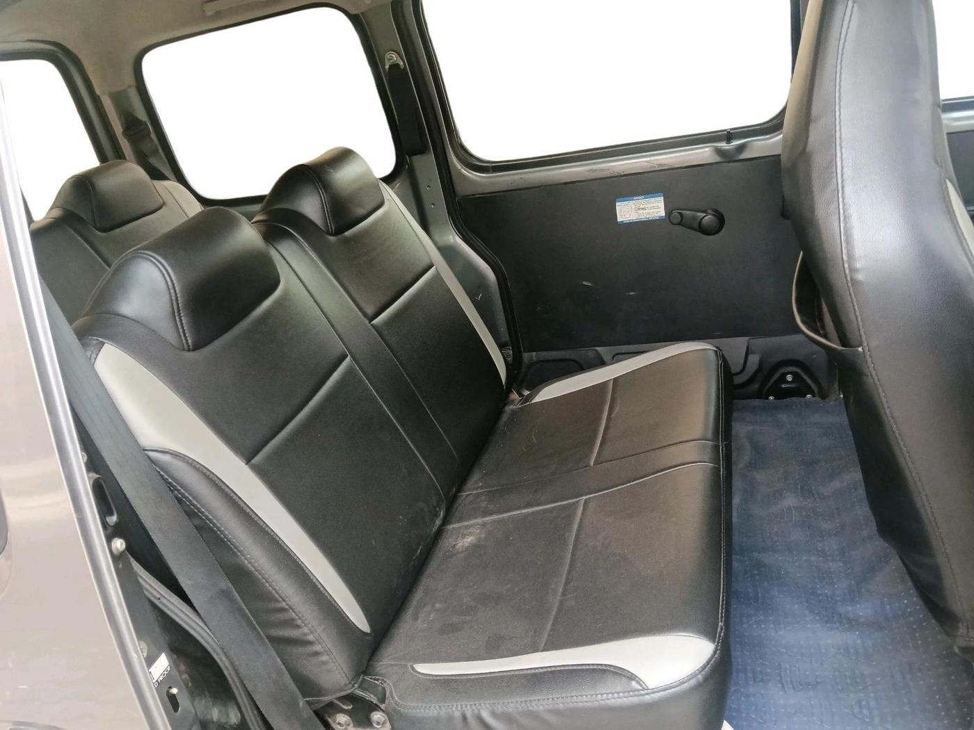 2018 Maruti Eeco 7 STR, Petrol, Manual, 37,134 km, interior
