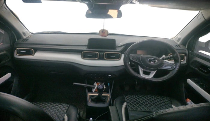 2024 Tata PUNCH ACCOMPLISHED DAZZLE SUNROOF CNG MT, CNG, Manual, 34,897 km, interior