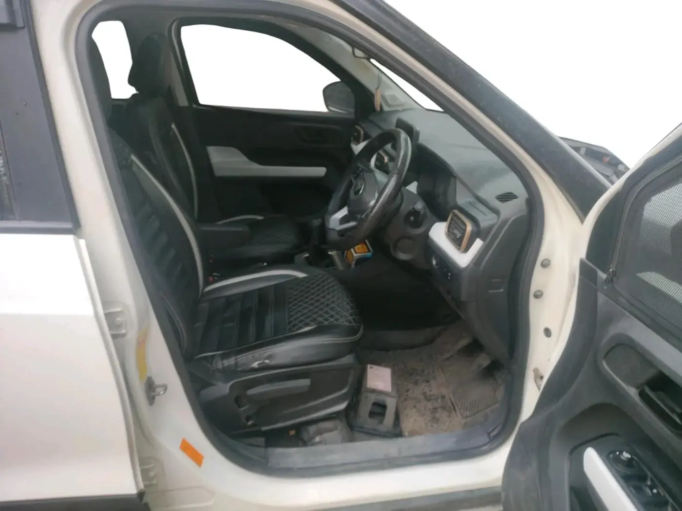2024 Tata PUNCH ACCOMPLISHED DAZZLE SUNROOF CNG MT, CNG, Manual, 34,897 km, interior
