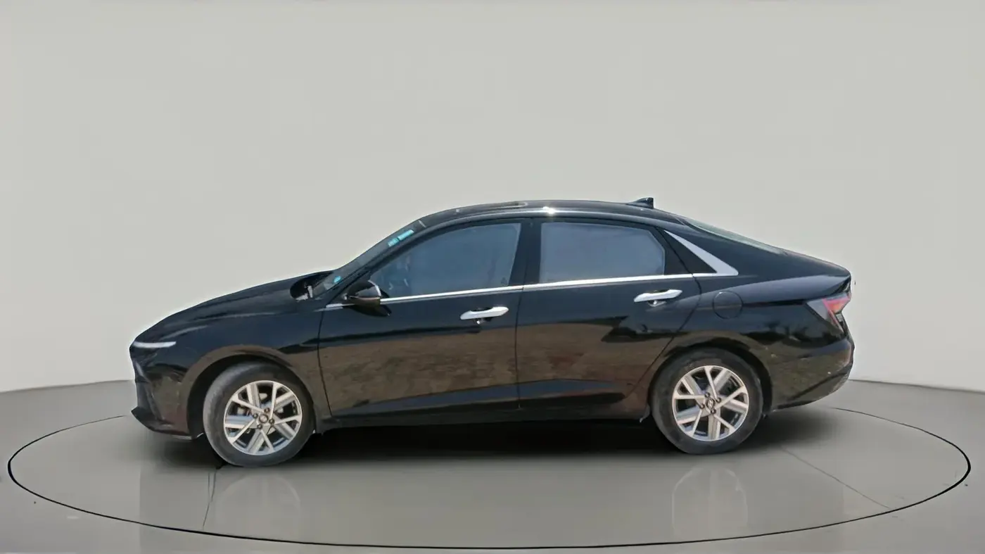 2024 Hyundai Verna  SX 1.5 MPI IVT, Petrol, Automatic, 37,748 km, exterior