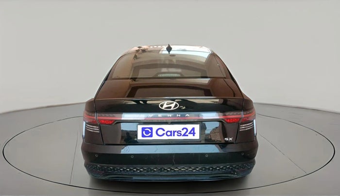 2024 Hyundai Verna  SX 1.5 MPI IVT, Petrol, Automatic, 37,748 km, exterior