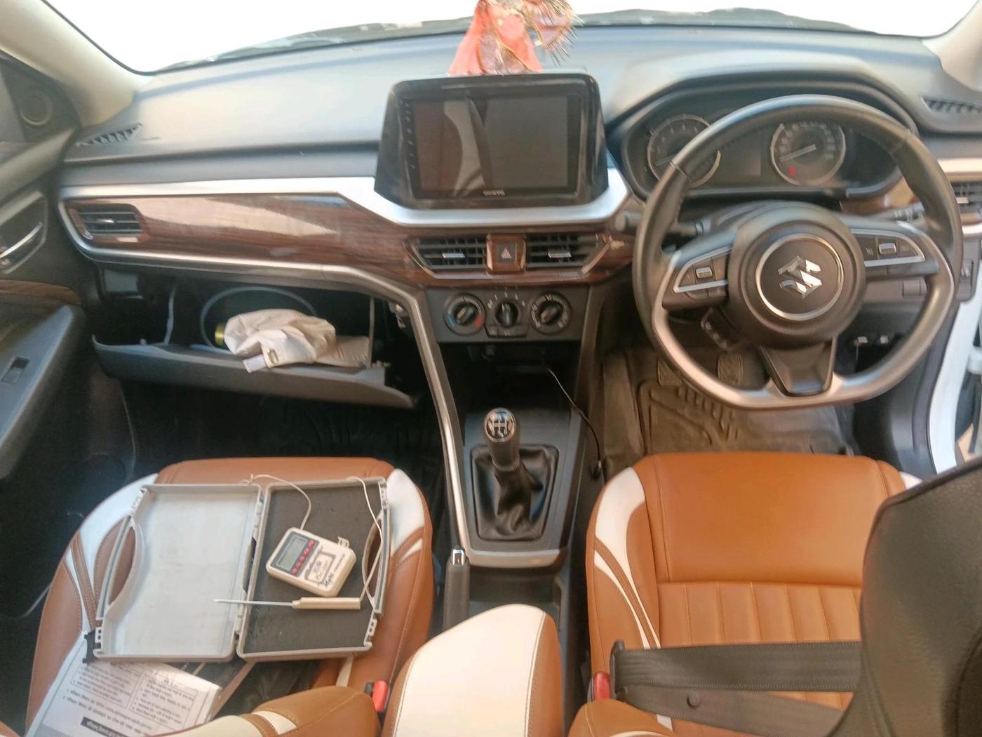 2023 Maruti BREZZA LXI, Petrol, Manual, 29,090 km, interior