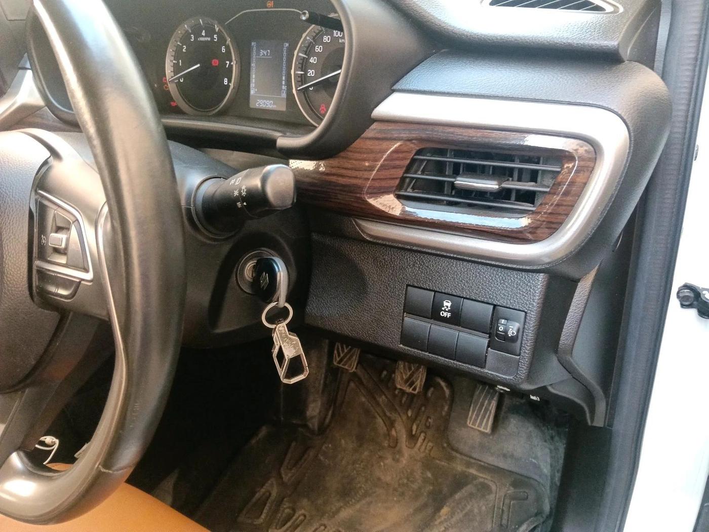 2023 Maruti BREZZA LXI, Petrol, Manual, 29,090 km, interior