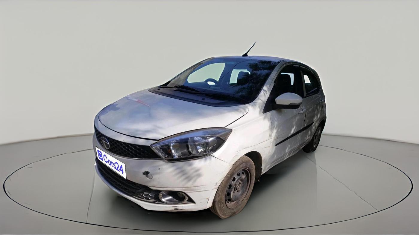 2018 Tata Tiago XZ PETROL, CNG, Manual, 1,00,217 km, exterior