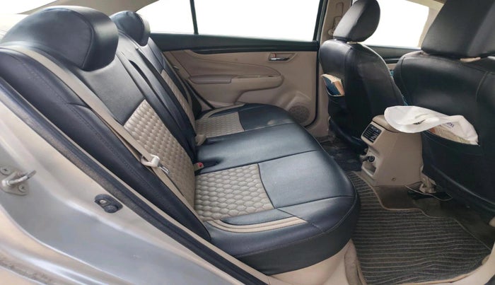 2017 Maruti Ciaz VDI+ SHVS, Diesel, Manual, 1,25,334 km, interior