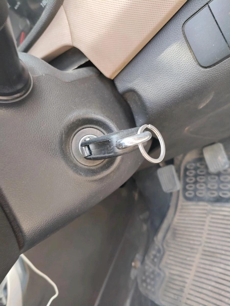2014 Hyundai Xcent S (O) 1.2, Petrol, Manual, 1,36,850 km, interior