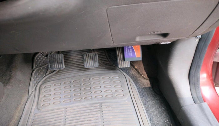 2013 Hyundai i10 SPORTZ 1.2, Petrol, Manual, 36,736 km, interior