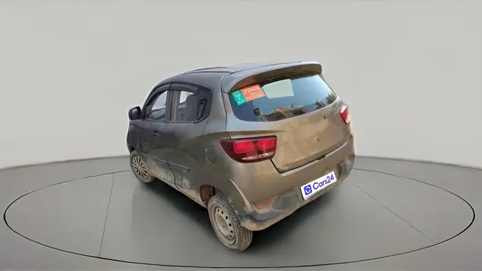 2017 Mahindra Kuv100 K2 D 6 STR, Diesel, Manual, 41,000 km, exterior
