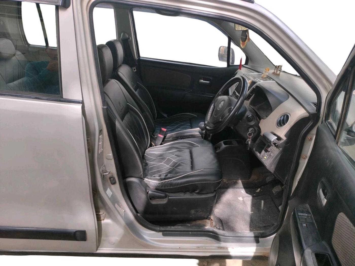 2014 Maruti Wagon R 1.0 LXI CNG, CNG, Manual, 84,684 km, interior