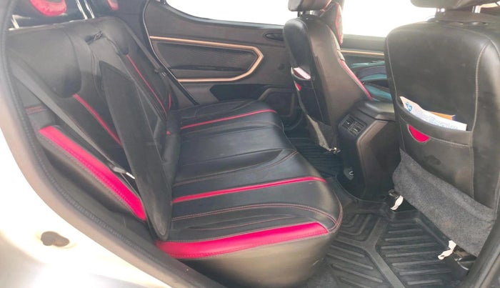 2022 Renault Kiger RXT (O) MT, Petrol, Manual, 1,19,280 km, interior