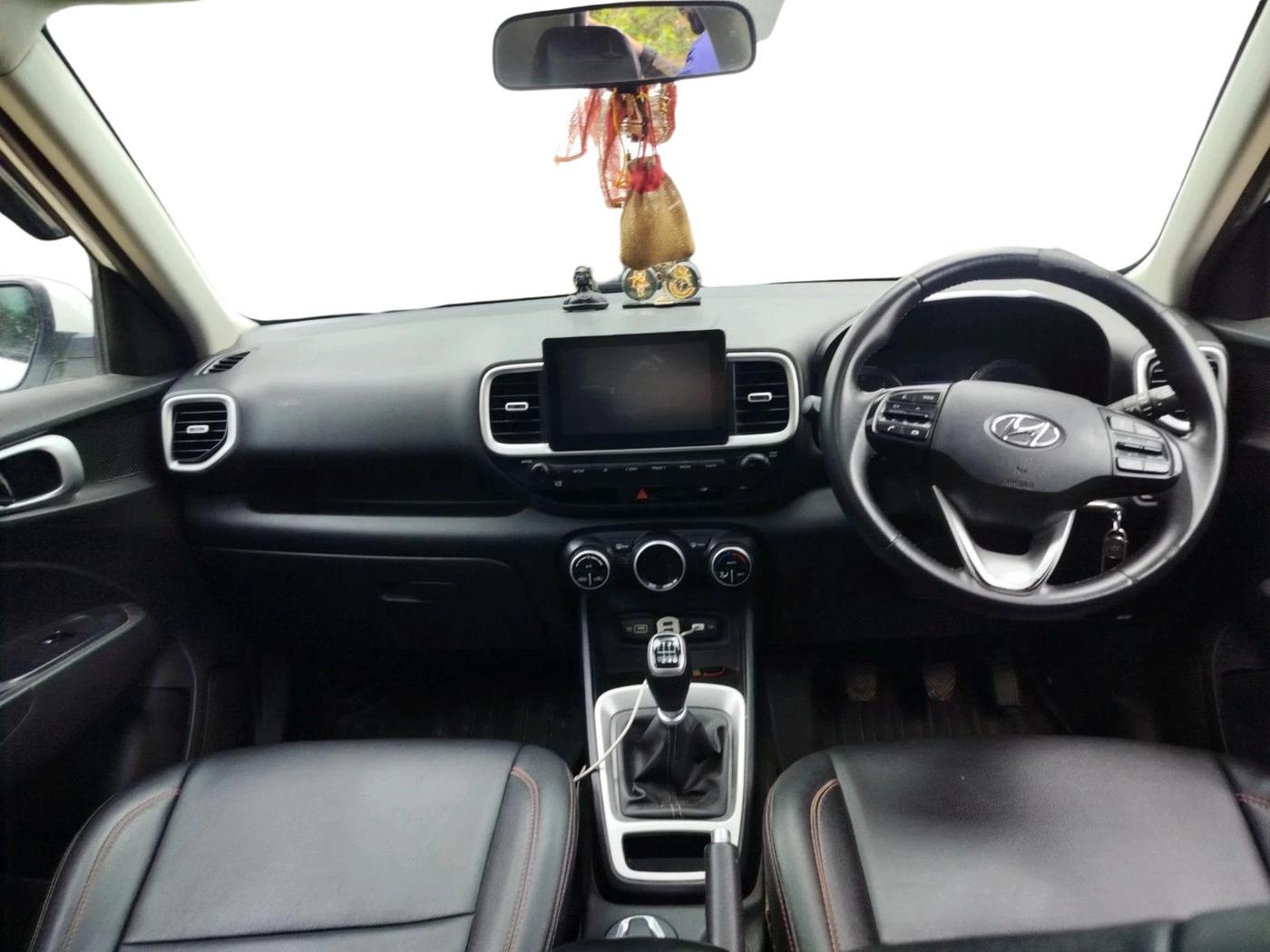 2021 Hyundai VENUE SX 1.5 CRDI, Diesel, Manual, 85,002 km, interior