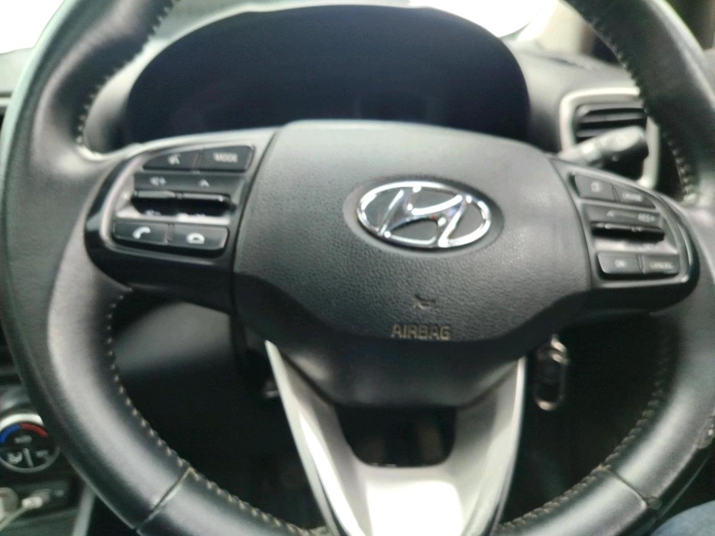 2021 Hyundai VENUE SX 1.5 CRDI, Diesel, Manual, 85,002 km, interior