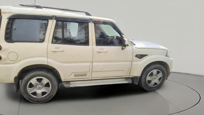 2021 Mahindra Scorpio S5, Diesel, Manual, 38,585 km, exterior