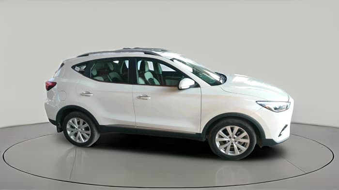 2025 MG ASTOR Shine 1.5 MT (Ivory), Petrol, Manual, 13,241 km, exterior