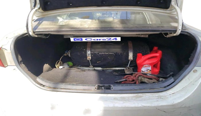 2015 Toyota Corolla Altis JS PETROL, CNG, Manual, 1,39,476 km, exterior