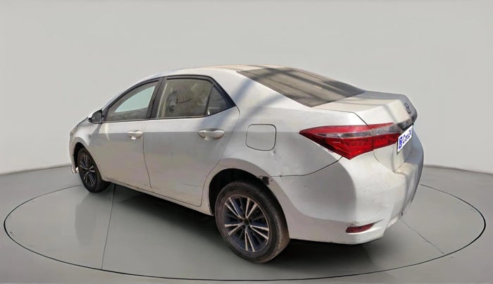 2015 Toyota Corolla Altis JS PETROL, CNG, Manual, 1,39,476 km, exterior