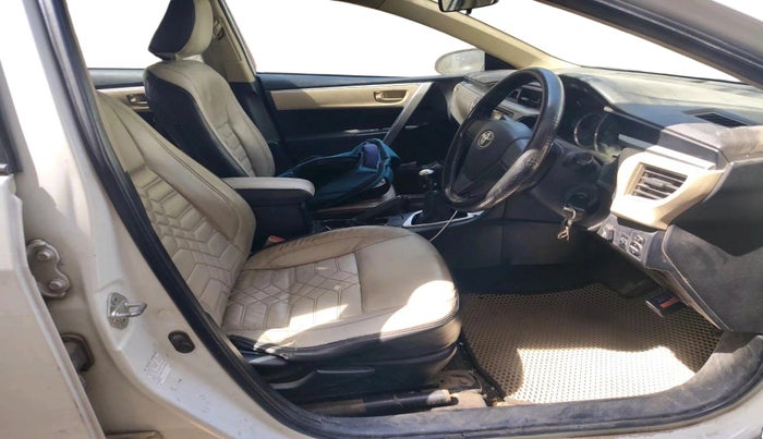 2015 Toyota Corolla Altis JS PETROL, CNG, Manual, 1,39,476 km, interior