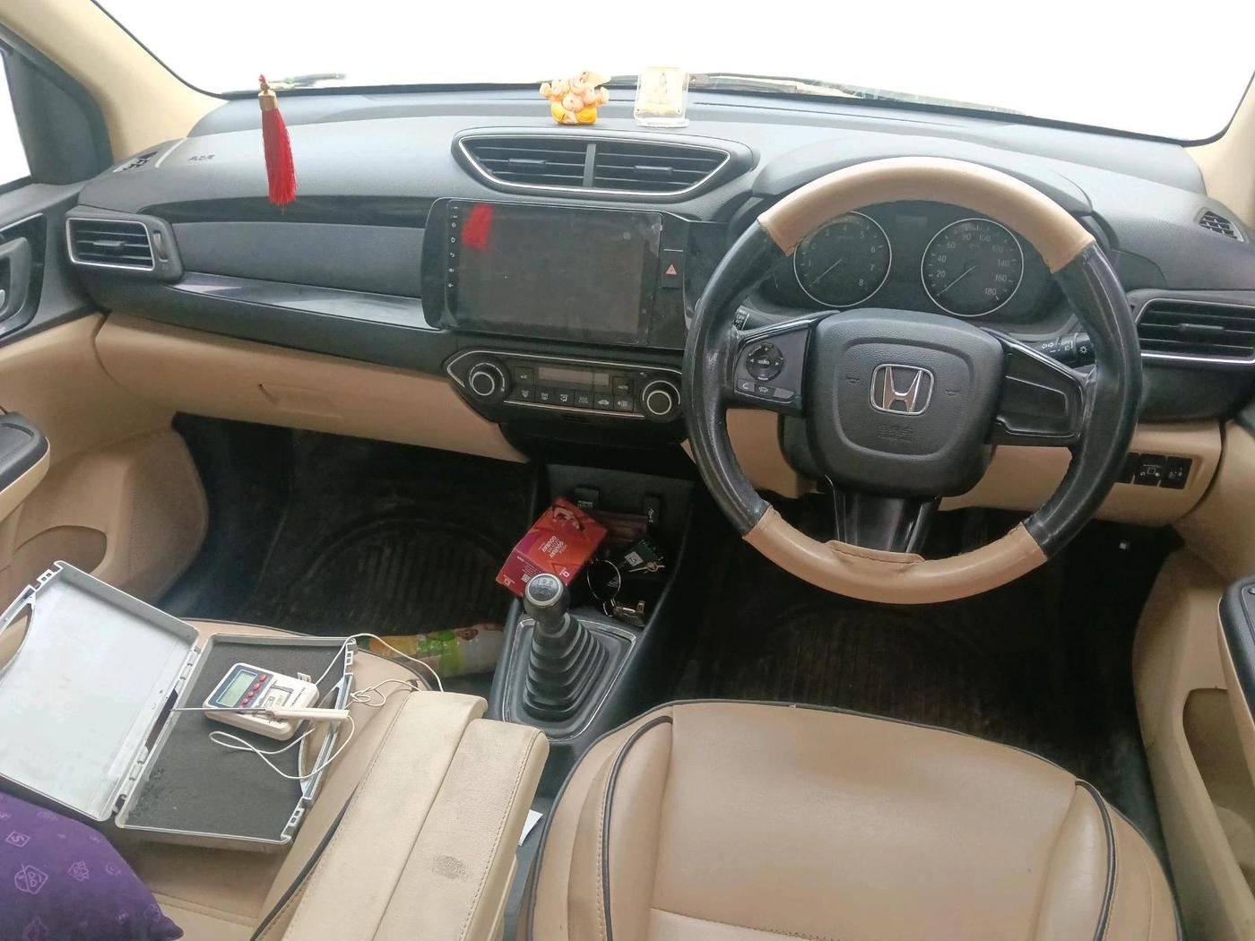 2019 Honda Amaze 1.2L I-VTEC V CVT, CNG, Automatic, 77,088 km, interior