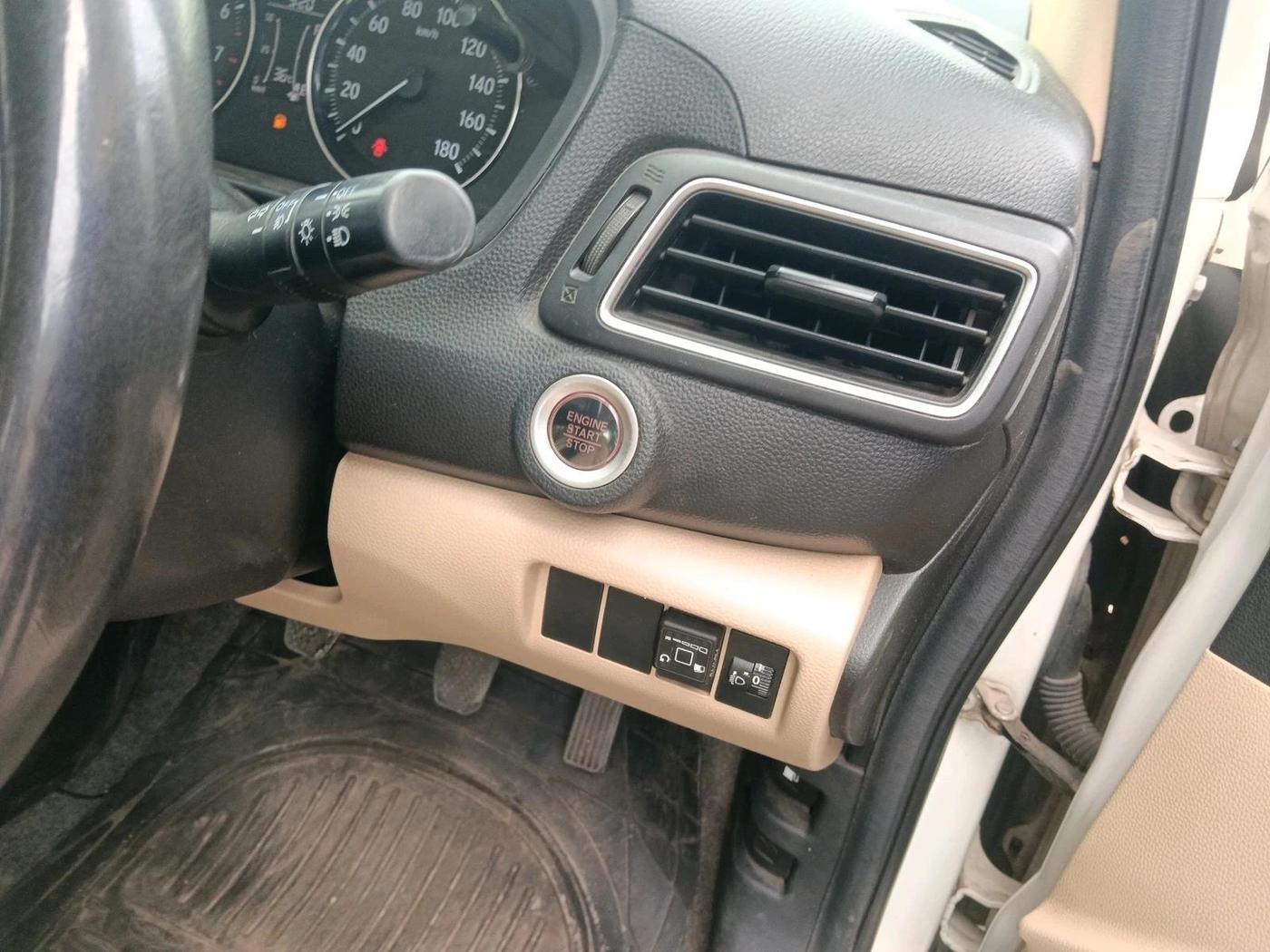 2019 Honda Amaze 1.2L I-VTEC V CVT, CNG, Automatic, 77,088 km, interior