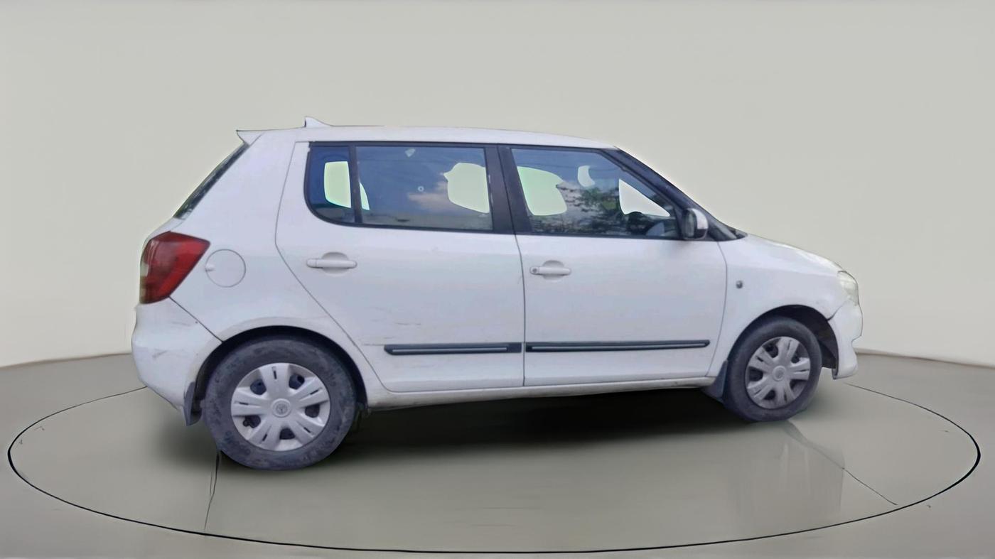 2011 Skoda Fabia ACTIVE 1.2 MPI, Petrol, Manual, 95,925 km, exterior