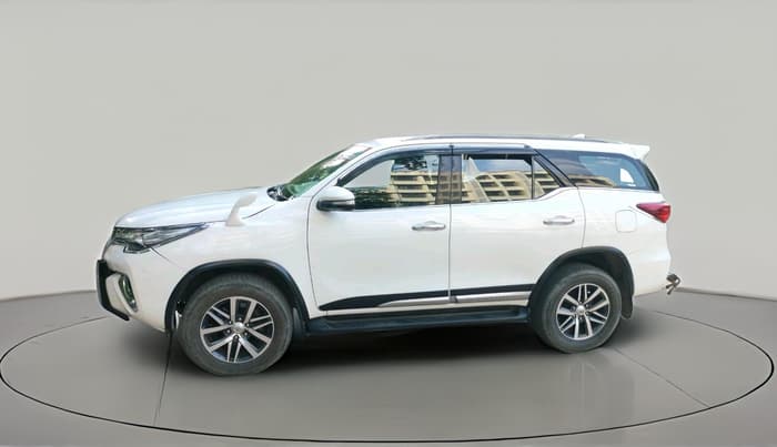 2017 Toyota Fortuner 2.8 4X4 AT, Diesel, Automatic, 1,47,780 km, exterior