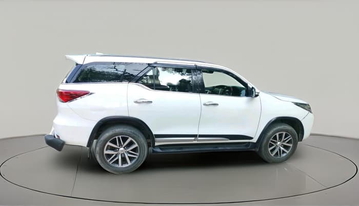 2017 Toyota Fortuner 2.8 4X4 AT, Diesel, Automatic, 1,47,780 km, exterior