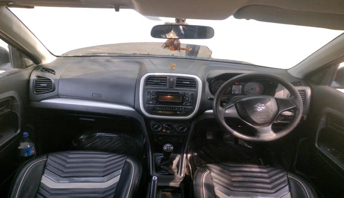 2018 Maruti Vitara Brezza VDI, Diesel, Manual, 1,20,342 km, interior