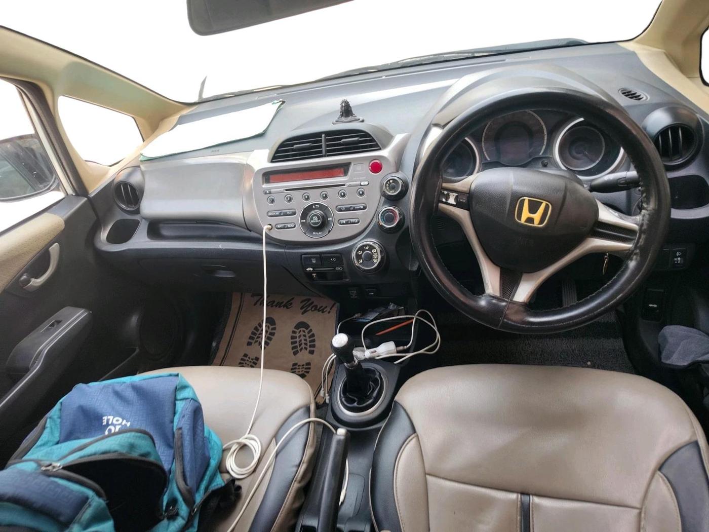 2011 Honda Jazz 1.2 L I-VTEC SELECT, Petrol, Manual, 1,46,625 km, interior