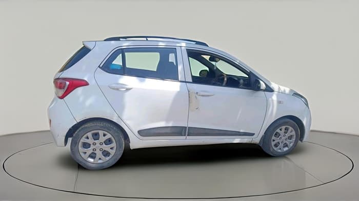 2016 Hyundai Grand i10 MAGNA 1.1 CRDI, Diesel, Manual, 75,452 km, exterior