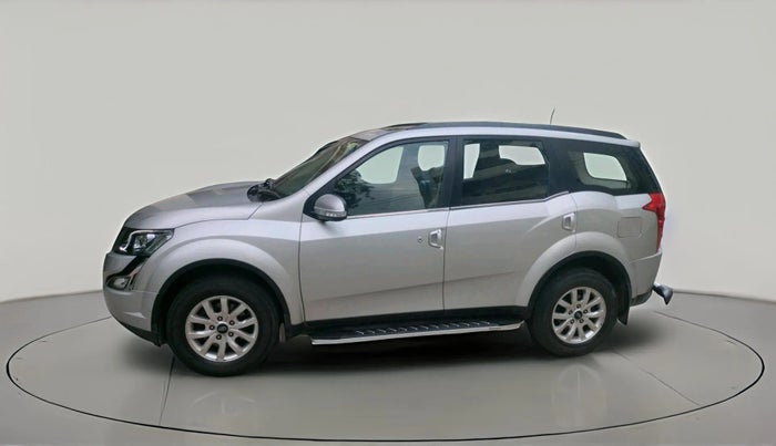 2017 Mahindra XUV500 W10 1.99, Diesel, Manual, 35,357 km, exterior